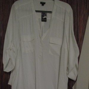 Torrid size 3 NWT white Harper GREAT BASIC must have wardrobe staple grab it now